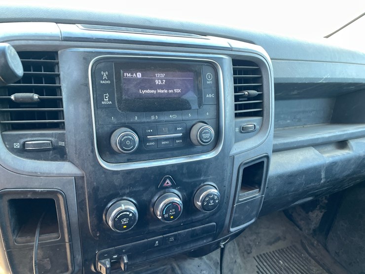 2015-dodge-3500-image-20