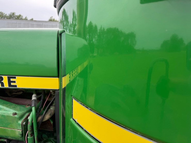 john-deere-8640-image-6