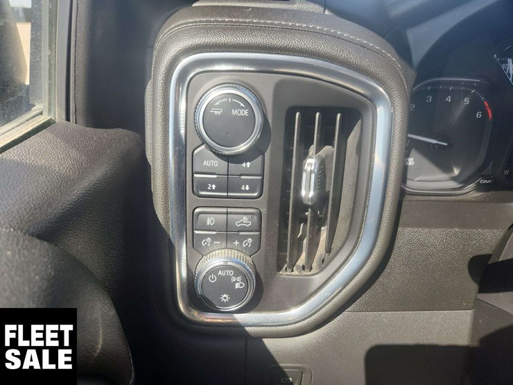 2021-gmc-sierra-1500-image-23