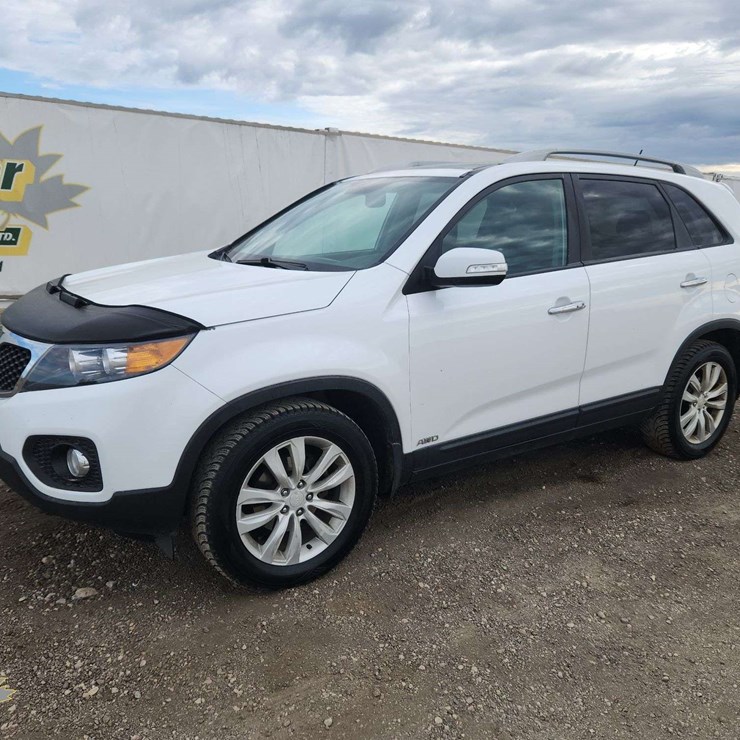 2011 KIA SORENTO