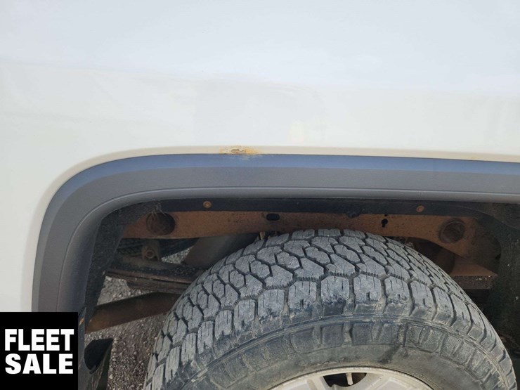 2015-gmc-sierra-1500-image-37
