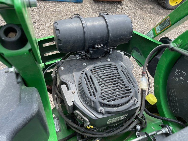 2016-john-deere-z915b-image-16