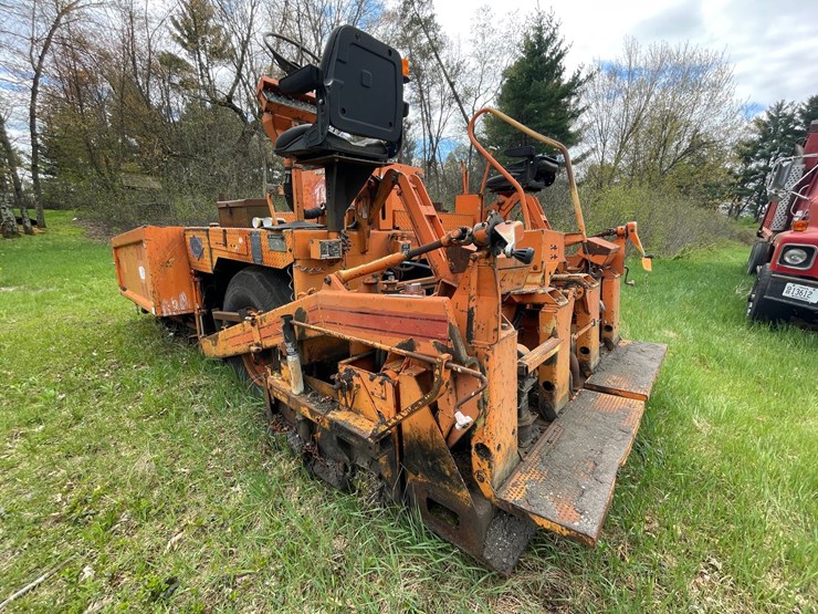 #2869-•-blaw-knox-paver-(or)-image-10