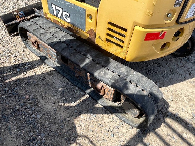 deere-17g-image-25