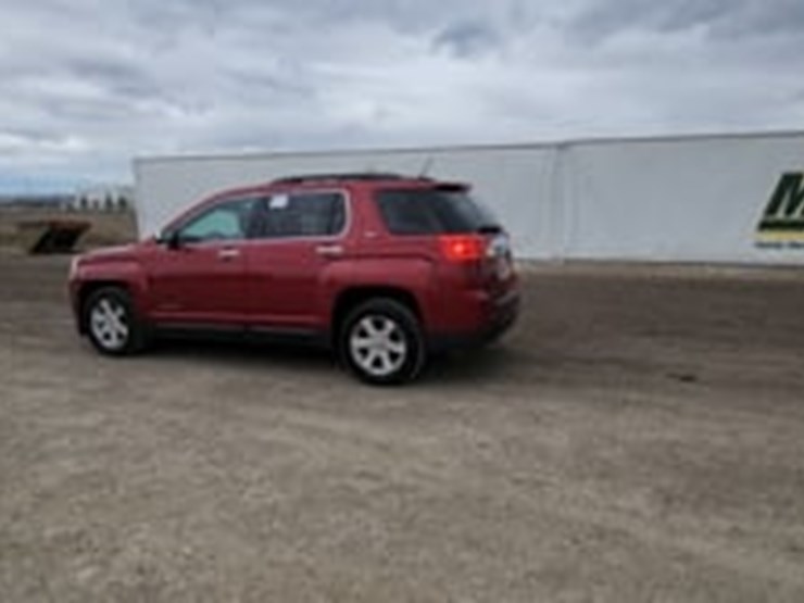 2013-gmc-terrain-slt-image-5