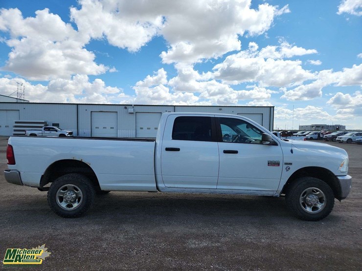2012-dodge-2500-image-8
