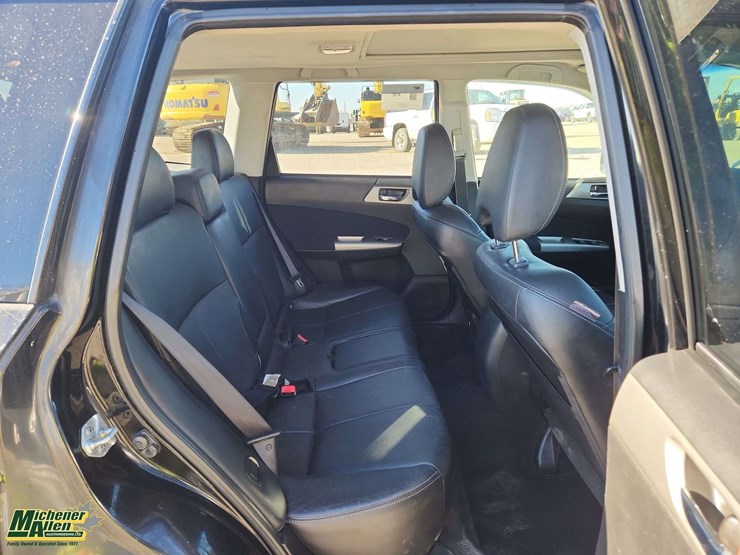 2010-subaru-forester-image-18