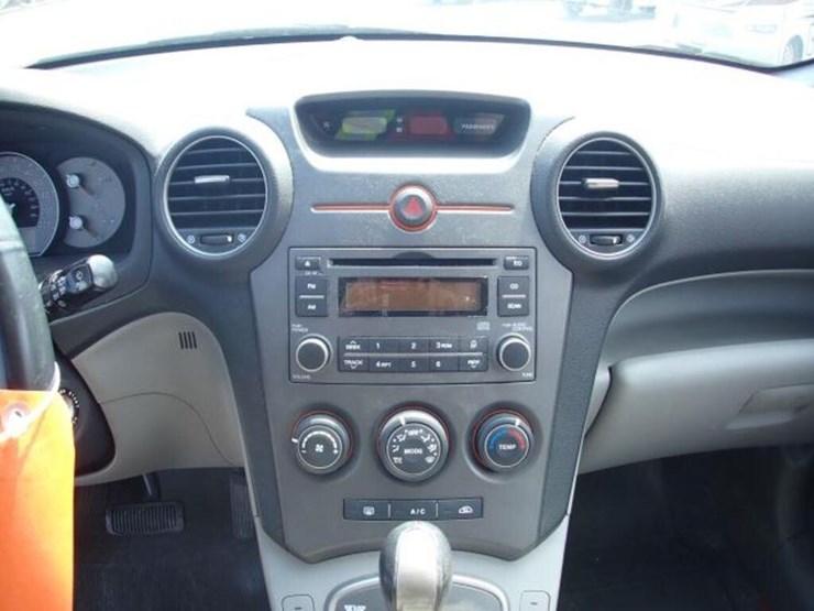2007-kia-rondo-ex-sport-utility-vehicle-knafg52667-image-19