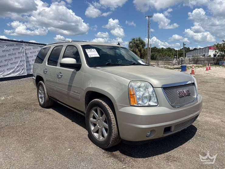 2013-gmc-yukon-image-5
