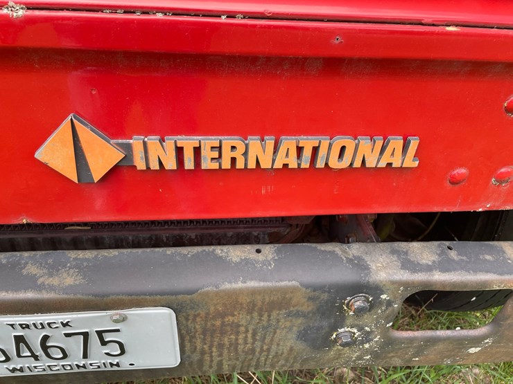 #2881-•-1990-international-sealcoating-truck-(has-wi-title)-(or)-image-44