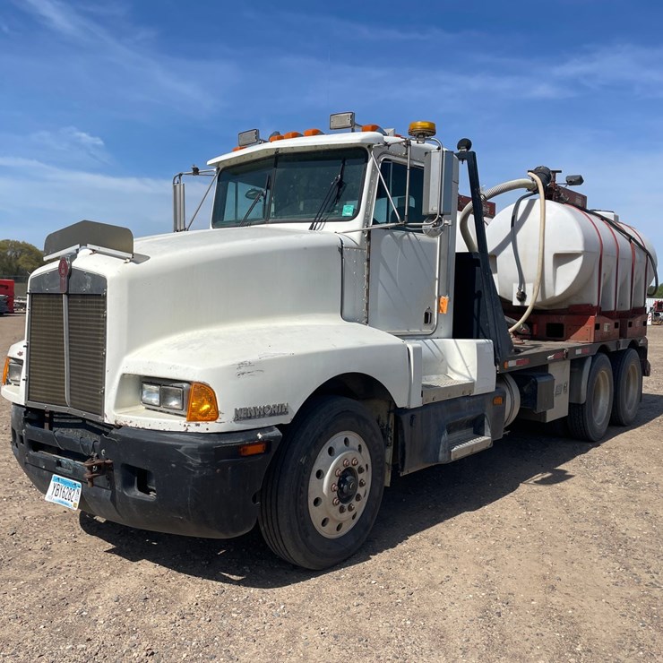 #1316 • 1987 Kenworth Vac Truck (Has MN Title)