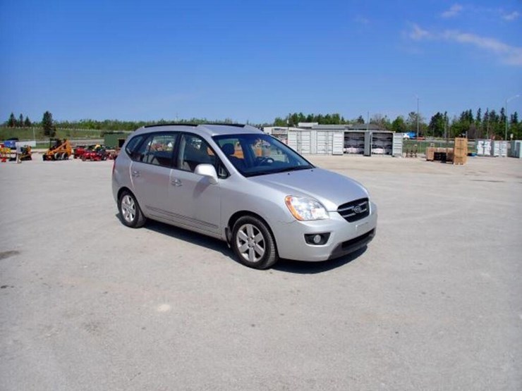 2007-kia-rondo-ex-sport-utility-vehicle-knafg52667-image-3