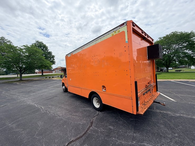 #24061-•-1998-ford-econoline-box-truck-image-10