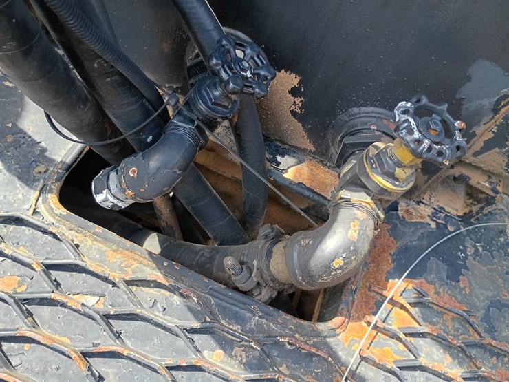 2005-ford-f750-image-95