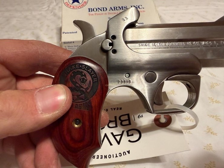 bond-arms-snake-slayer-45-colt/410ga-pistol-image-4