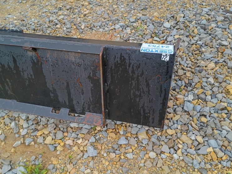 #24753-•-72"-smooth-bucket-skid-steer-attachment-image-10