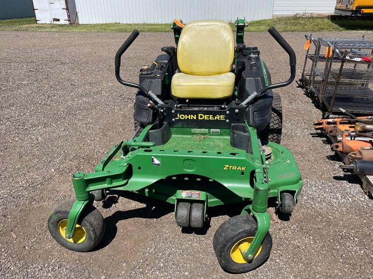 2016-john-deere-z915b-image-2