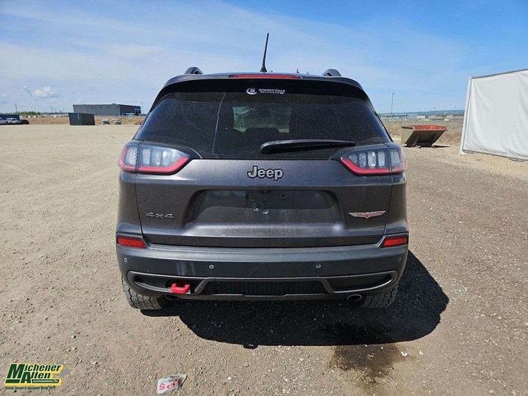 2019-jeep-cherokee-image-7