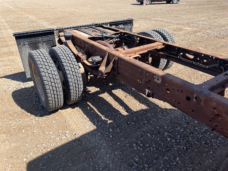 2000-ford-f550-image-17