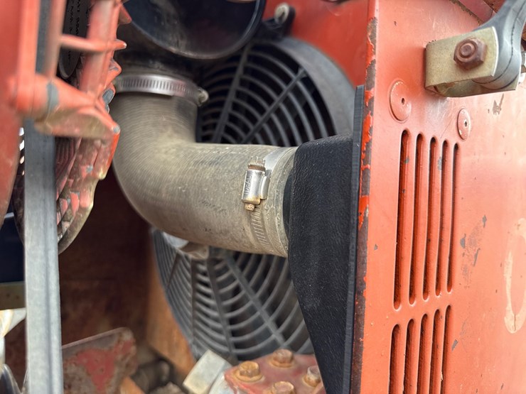 ditch-witch-3700-image-26