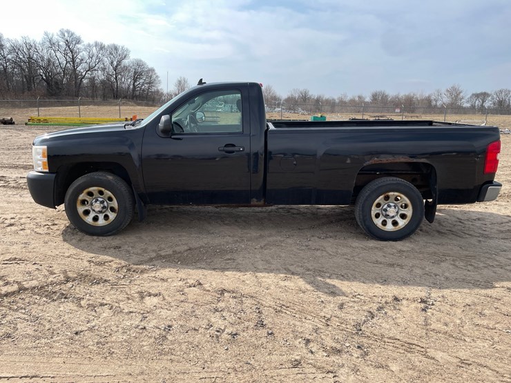 2008-chevrolet-silverado-1500-image-2