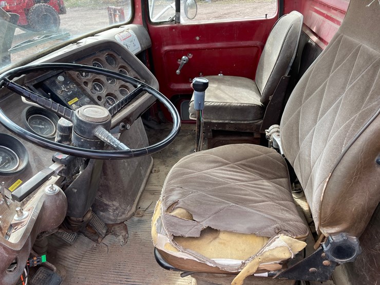 1980-ford-9000-image-66