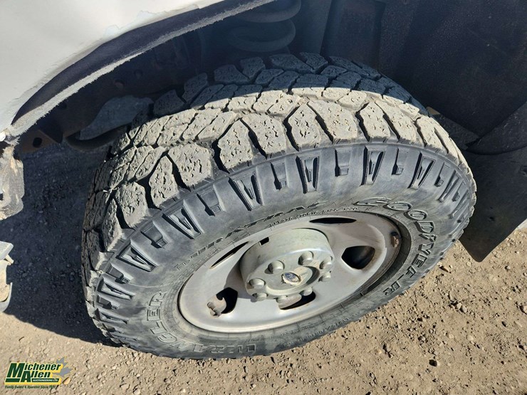 2011-ford-f350-image-10