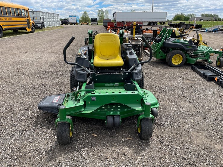2016-john-deere-z915b-image-3