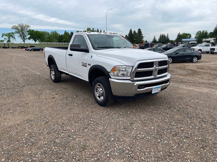2013-dodge-2500-image-7