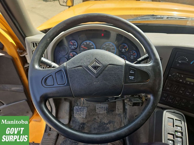 2010-international-workstar-7600-image-19
