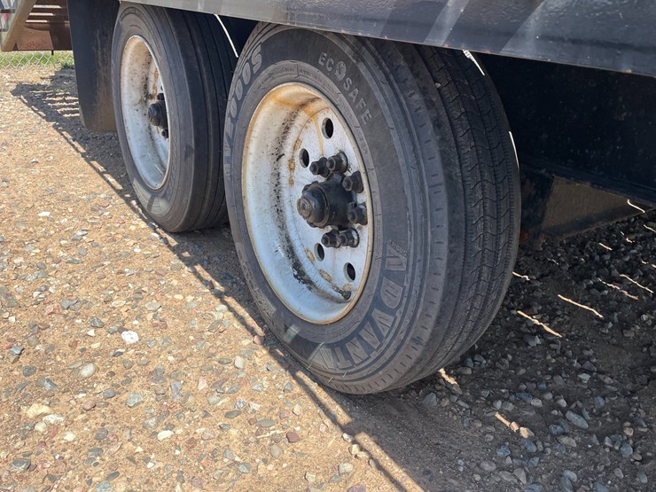 #1204-•-2021-towmaster-flatbed-trailer-(has-mn-title)-image-16