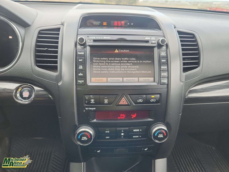 2011-kia-sorento-image-22