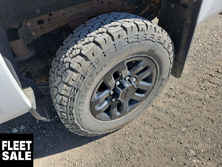 2019-chevrolet-silverado-3500hd-image-12