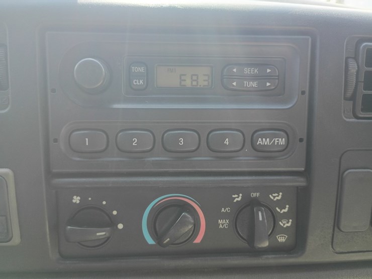 2005-ford-f750-image-49