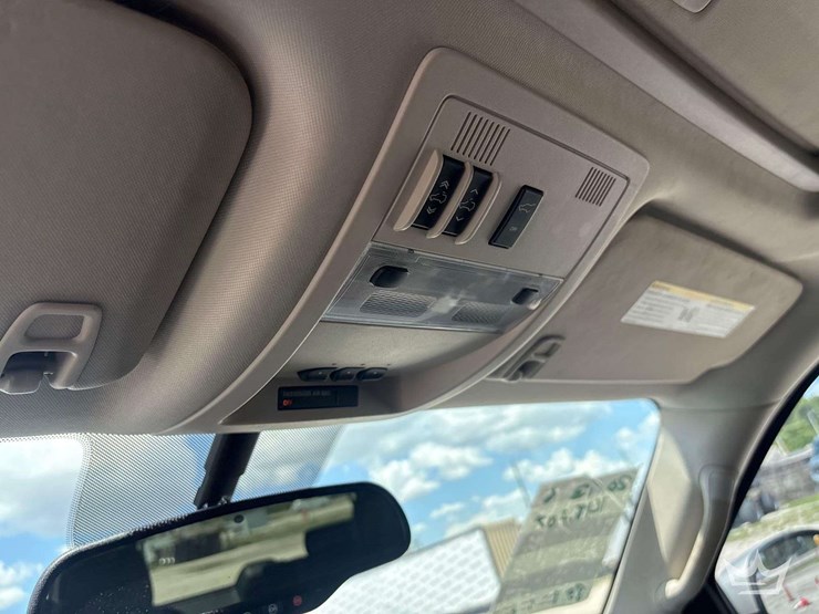 2013-gmc-yukon-image-23