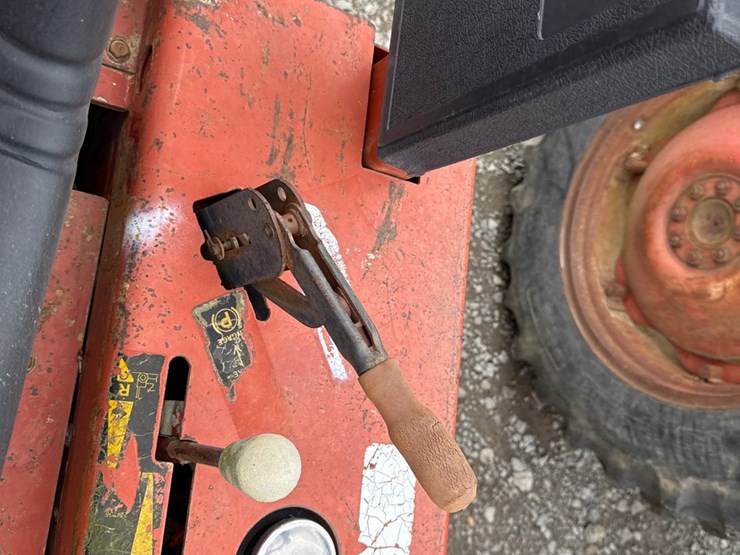 ditch-witch-3700-image-33