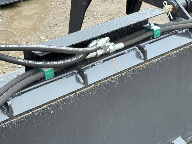 #2046-•-jct-60"-skid-steer-grapple-inv#-49455-image-9