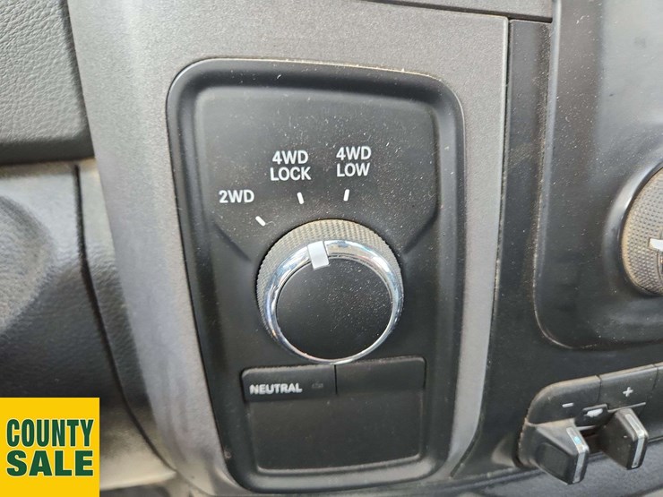 2014-dodge-1500-image-12
