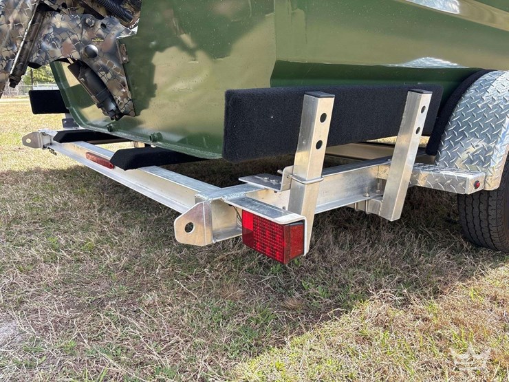 2024-14ft-pairboat-flat-bottom-mud-boat-image-37