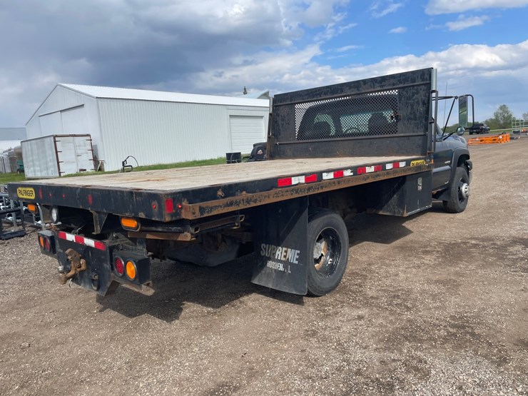 2005-chevrolet-3500-image-5
