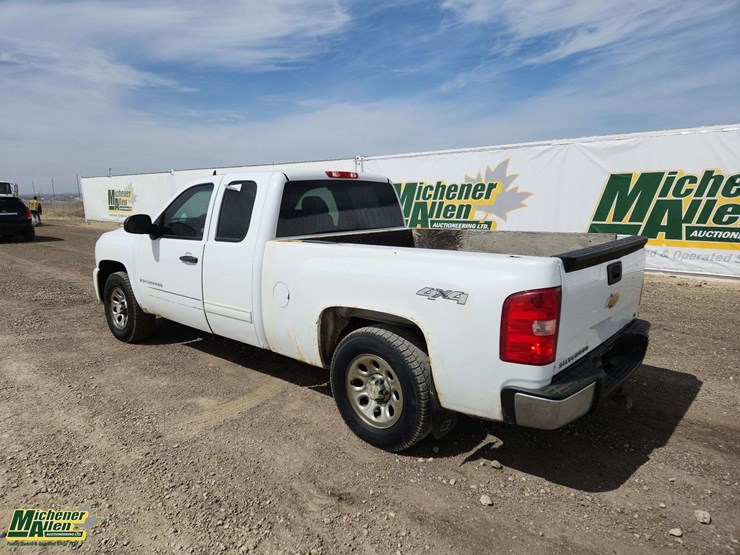 2009-chevrolet-silverado-1500-image-3