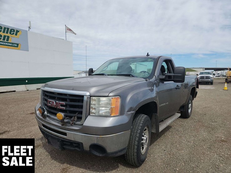 2009-gmc-sierra-2500hd-image-1