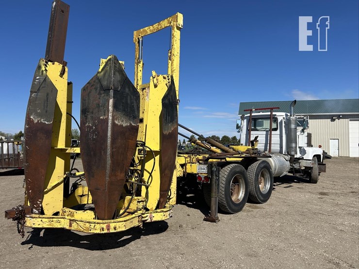 1973-mack-rl786lst-4401-image-5