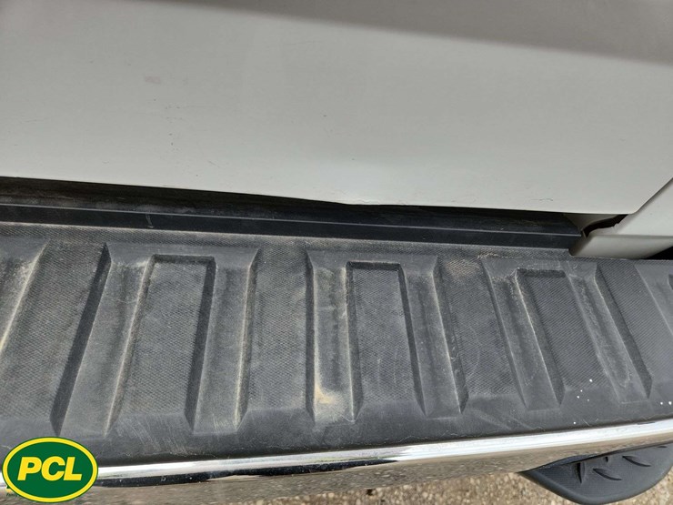 2018-chevrolet-silverado-1500-image-30