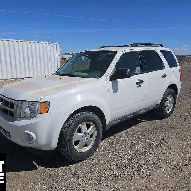2011 FORD ESCAPE
