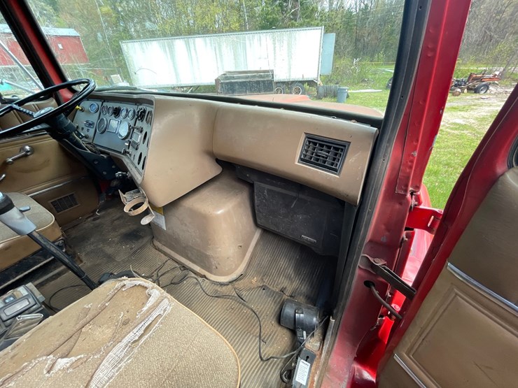 1988-ford-l9000-image-20