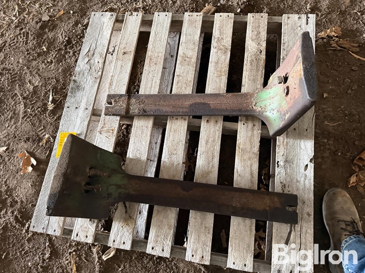 john-deere-front-weight-brackets-image-3