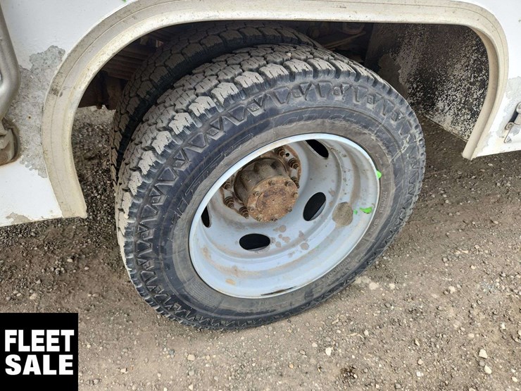 2013-ford-f450-image-34
