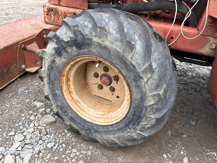 ditch-witch-3700-image-18