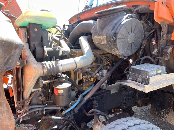 2000-caterpillar-c12-image-55
